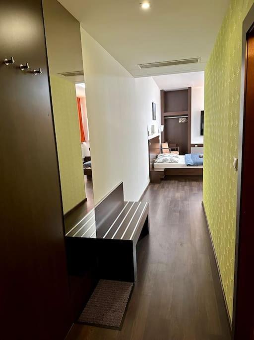 Apartman Priamo Na Hlavnej Ulici Košice Esterno foto